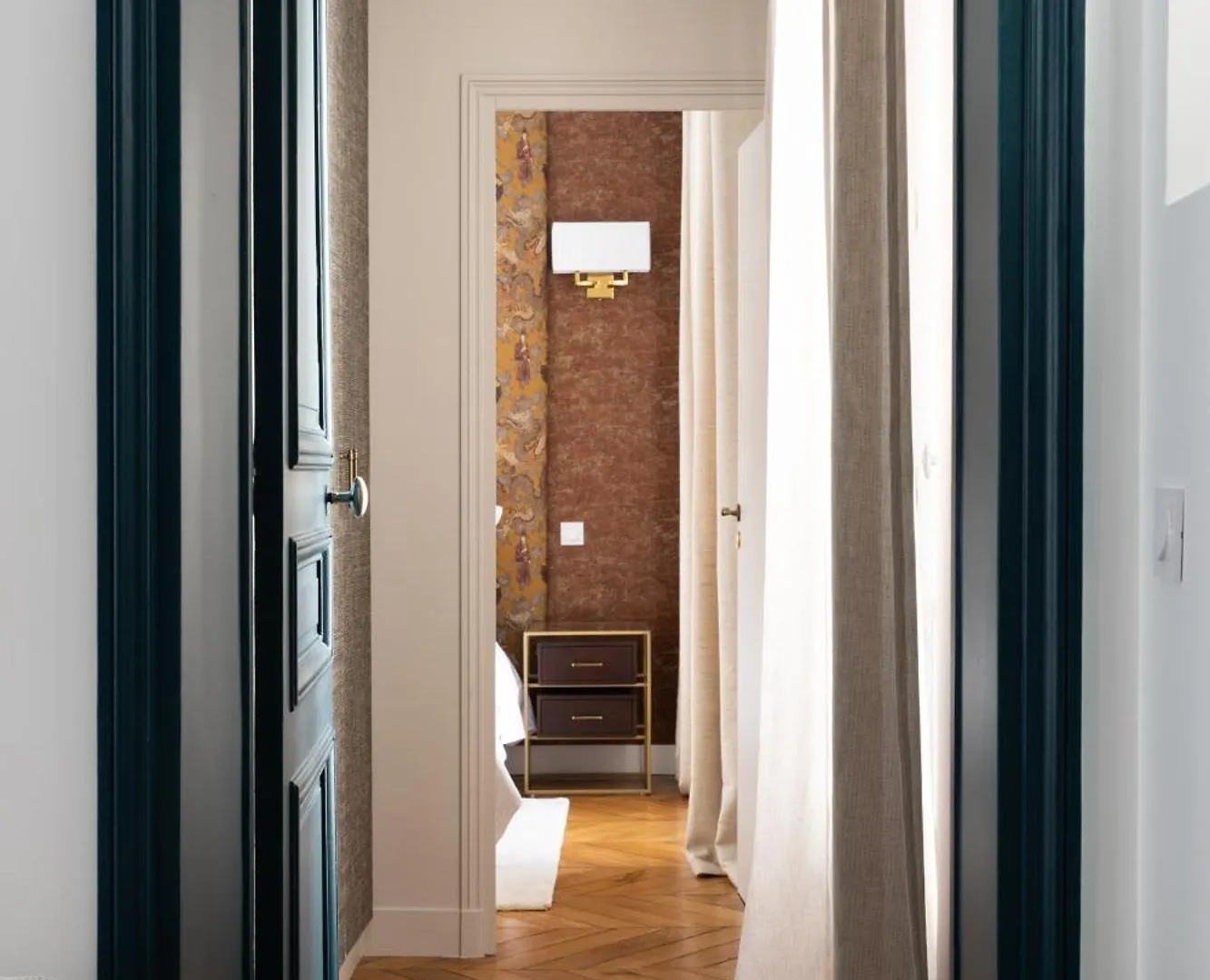 Champs Elysees Montaigne Luxury 2 Bedroom Paris