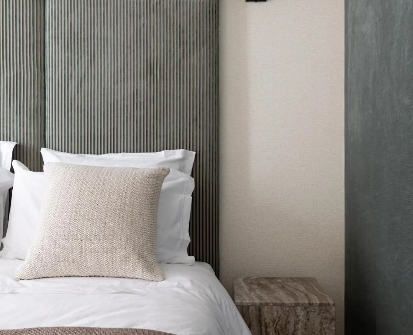 Champs Elysees Montaigne Luxury 2 Bedroom Paris 0*,