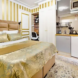 Appartement Premium 2 Minutes Walk From Champs-elysees, Paris